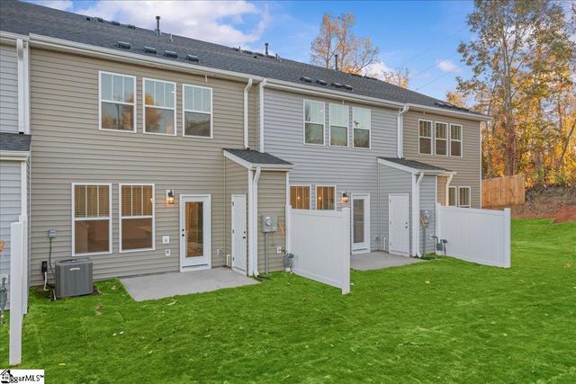 411 W Parima Court, Spartanburg, SC 29301