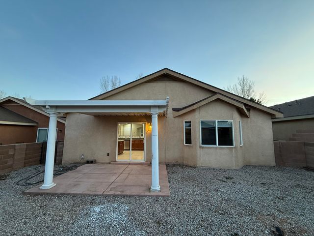 8027 Sierra Altos Place NW, Albuquerque, NM 87114