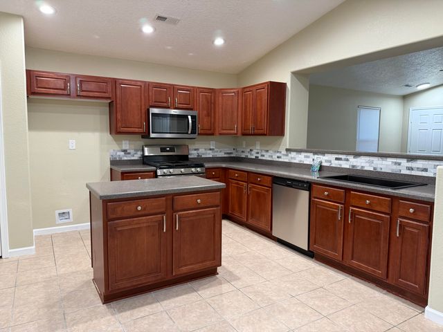 8027 Sierra Altos Place NW, Albuquerque, NM 87114