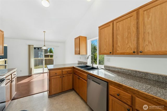 19813 17th Avenue Ct E, Spanaway, WA 98387