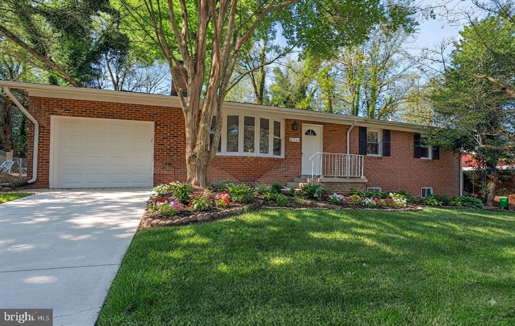 8209 ROSARYVILLE RD, Upper Marlboro, MD 20772