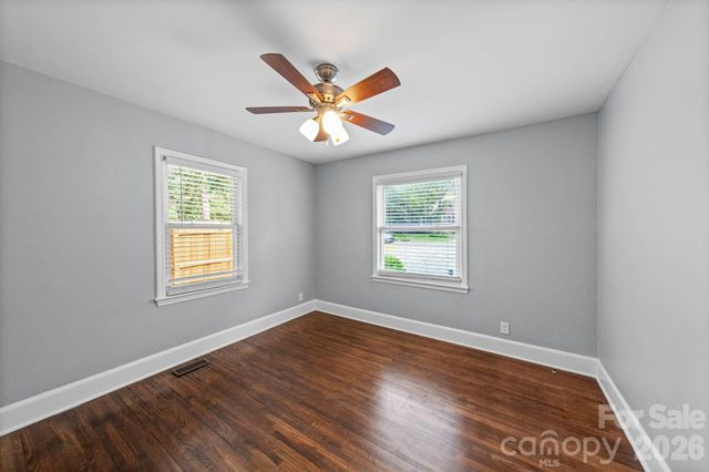 3137 Mathis Drive, Charlotte, NC 28208