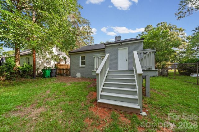 3137 Mathis Drive, Charlotte, NC 28208