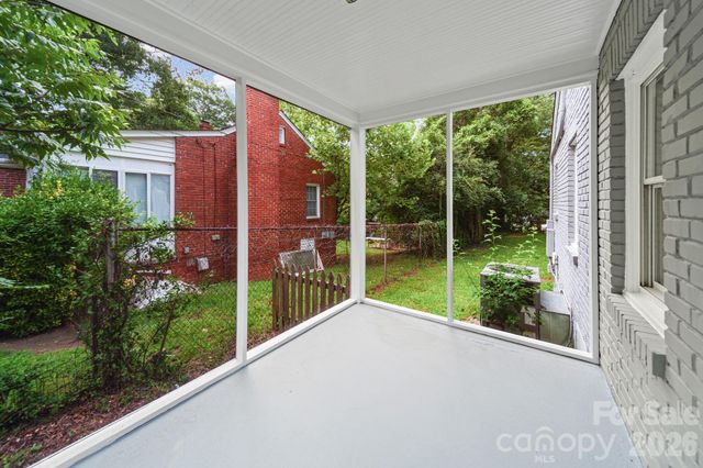 3137 Mathis Drive, Charlotte, NC 28208