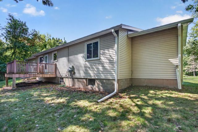 512 Eric Drive, Osceola, WI 54020