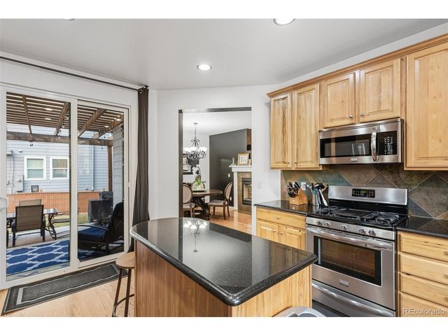 10059 Southlawn Cir, Commerce City, CO 80022