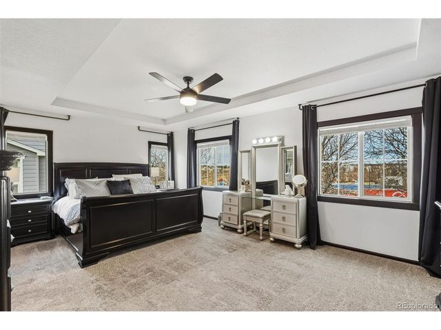 10059 Southlawn Cir, Commerce City, CO 80022