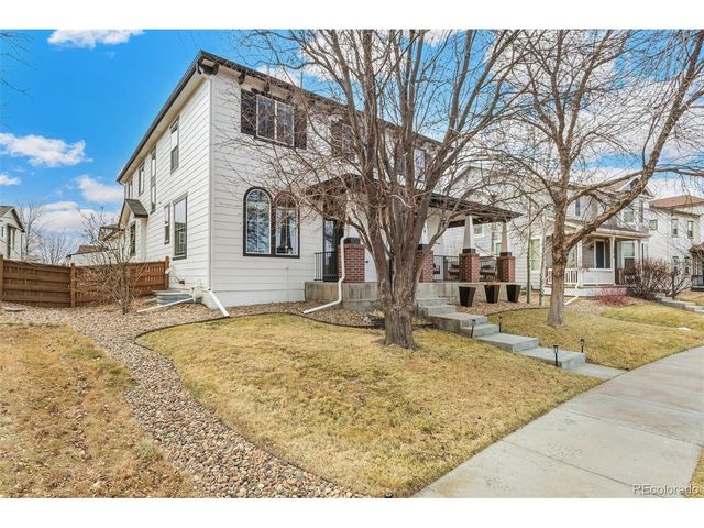 10059 Southlawn Cir, Commerce City, CO 80022