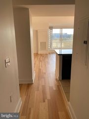 800 4TH ST SW #S621, Washington, DC 20024
