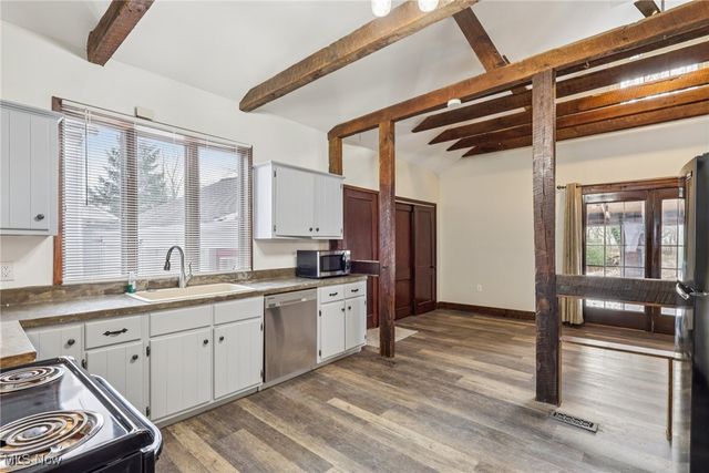 164 Burrows Street, Geneva, OH 44041