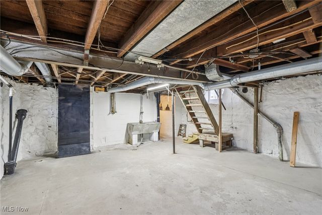 164 Burrows Street, Geneva, OH 44041