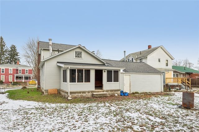 164 Burrows Street, Geneva, OH 44041