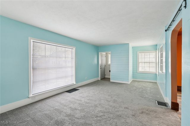 164 Burrows Street, Geneva, OH 44041