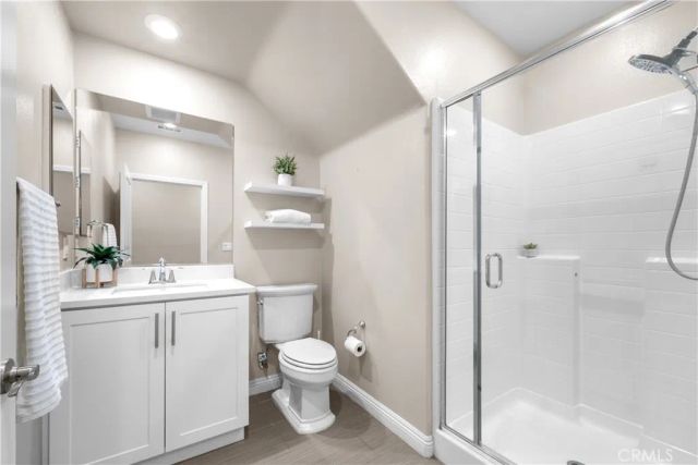 20552 Galloway, Saugus, CA 91350