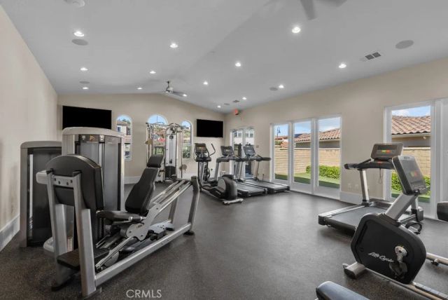 20552 Galloway, Saugus, CA 91350