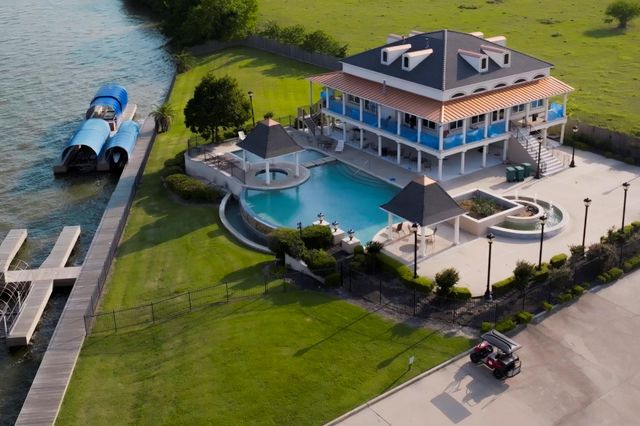 10887 Decatur Street, Willis, TX 77318