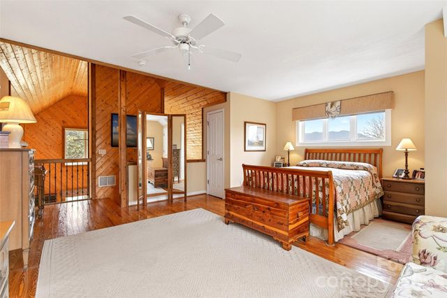 600 Sassafras Drive, Spruce Pine, NC 28777