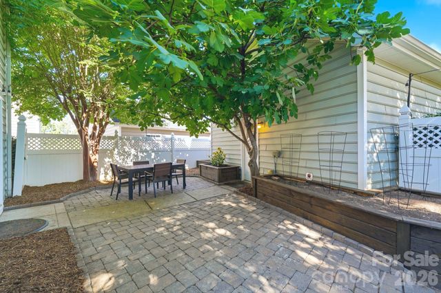 12115 Monteith Grove Drive, Huntersville, NC 28078