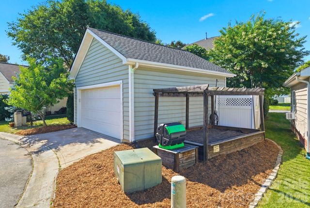 12115 Monteith Grove Drive, Huntersville, NC 28078