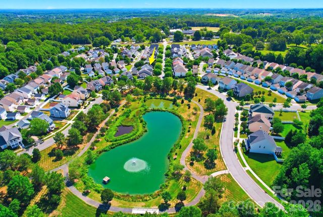 12115 Monteith Grove Drive, Huntersville, NC 28078