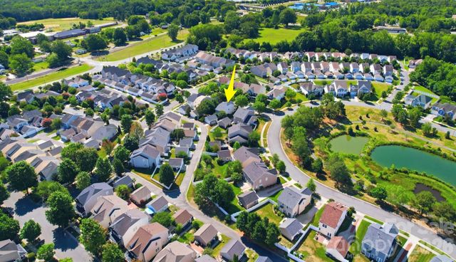 12115 Monteith Grove Drive, Huntersville, NC 28078
