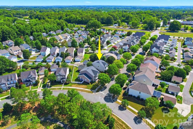 12115 Monteith Grove Drive, Huntersville, NC 28078