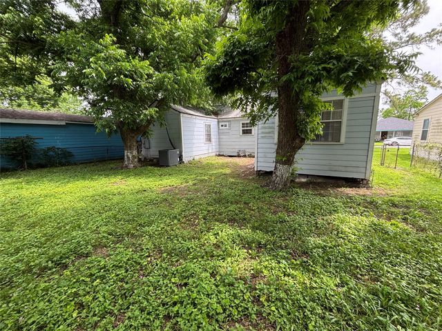 1331 15th Street Street, Galena Park, TX 77547