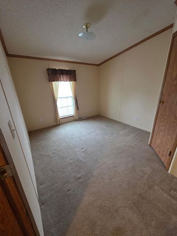 8959 Meadowview Drive, Kalamazoo, MI 49009