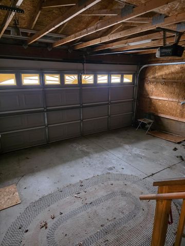 8959 Meadowview Drive, Kalamazoo, MI 49009