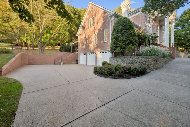 19 Park Mdws, Nashville, TN 37215