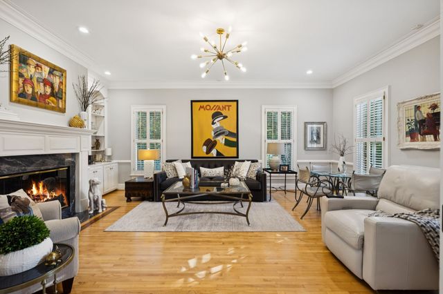 19 Park Mdws, Nashville, TN 37215