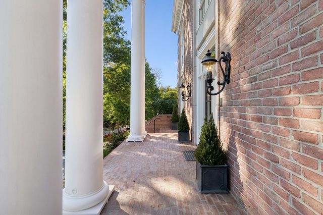 19 Park Mdws, Nashville, TN 37215