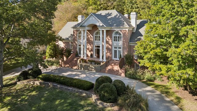 19 Park Mdws, Nashville, TN 37215