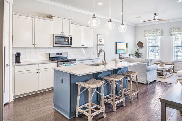 2202 Brockton Lane, Mount Pleasant, SC 29466