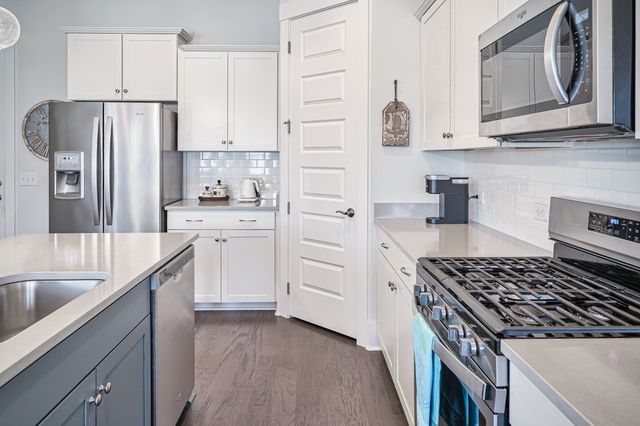 2202 Brockton Lane, Mount Pleasant, SC 29466