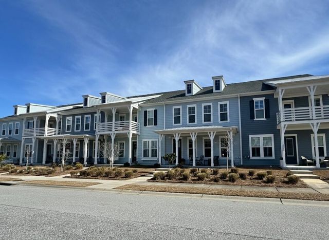 2202 Brockton Lane, Mount Pleasant, SC 29466