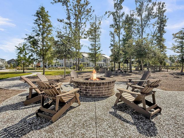 2202 Brockton Lane, Mount Pleasant, SC 29466