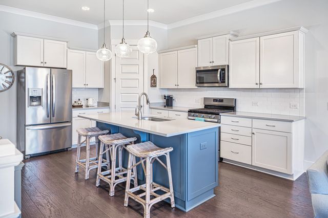 2202 Brockton Lane, Mount Pleasant, SC 29466