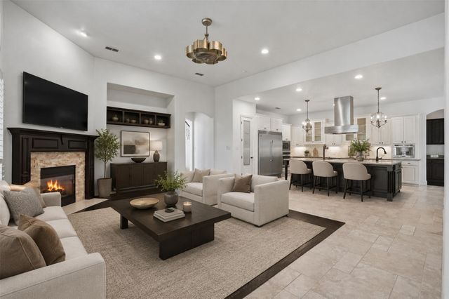 715 Simmons Road, Double Oak, TX 75077