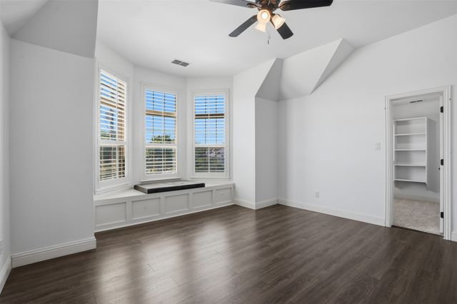 715 Simmons Road, Double Oak, TX 75077