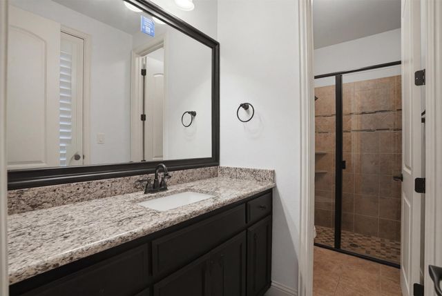 715 Simmons Road, Double Oak, TX 75077
