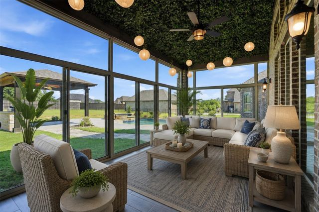 715 Simmons Road, Double Oak, TX 75077
