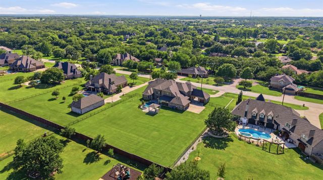 715 Simmons Road, Double Oak, TX 75077