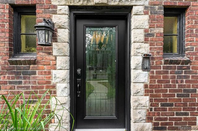 4401 Kensington Avenue, Detroit, MI 48224