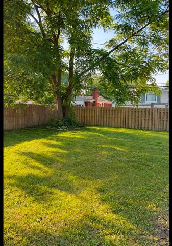 25880 Cherry Hill Road, Dearborn Heights, MI 48127