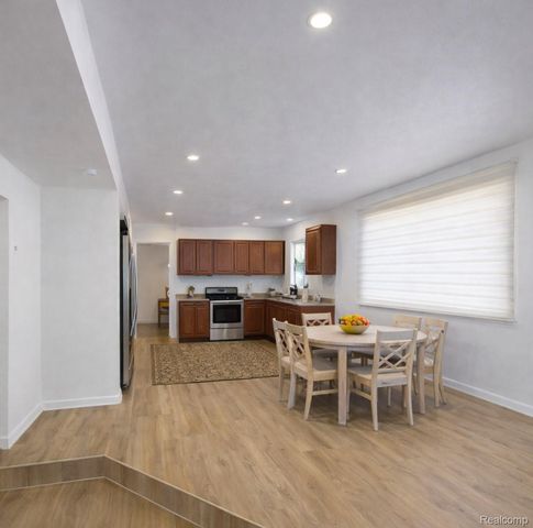 25880 Cherry Hill Road, Dearborn Heights, MI 48127