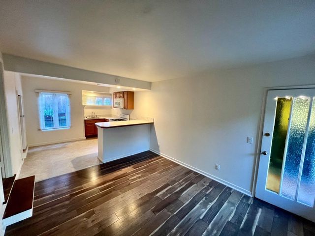 160 Monterey Avenue, Pacific Grove, CA 93950