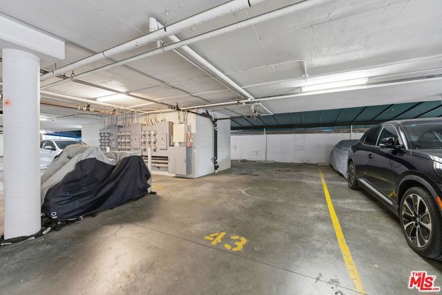 2308 Schader Drive 308, Santa Monica, CA 90404