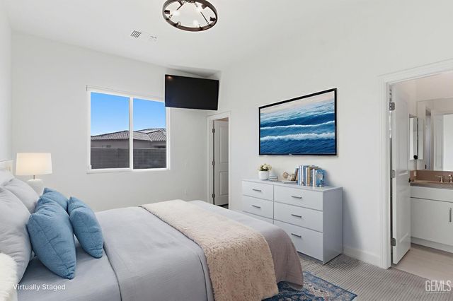 12627 Heritage Drive, Bakersfield, CA 93311