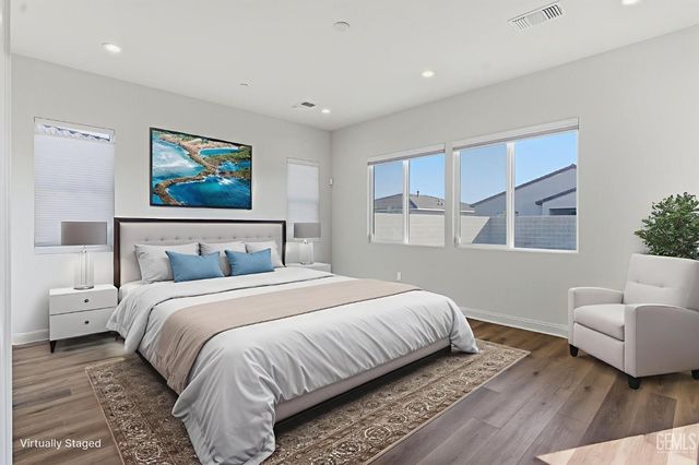 12627 Heritage Drive, Bakersfield, CA 93311